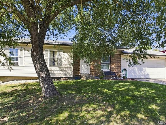 2nd image of 9775 Fillmore Street
