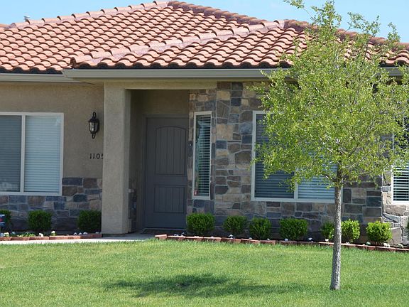 2nd image of 1105 Shiraz Blvd