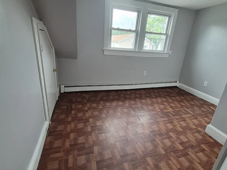96 Lindsley Ave #3 — Photo 2