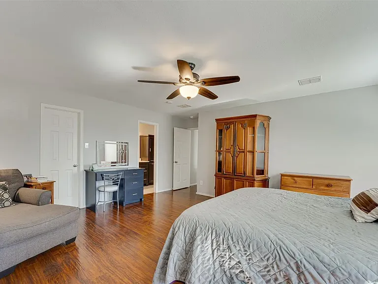 605 Cottondale Ln — Photo 21