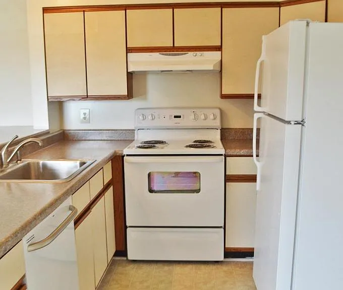 1203 University Terrace Apt. H — Photo 7