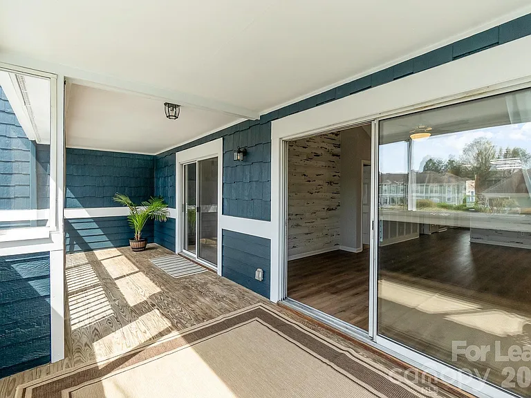 17544 Tuscany Ln — Photo 18