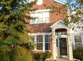 491 S Litchfield Dr, Round Lake, IL 60073