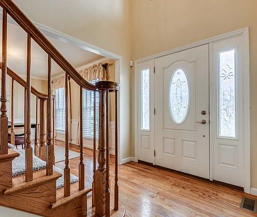 4th image of 4919 Sunset Oaks Ln