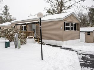 20 S Fuchsia Dr, Rochester, NH 03867