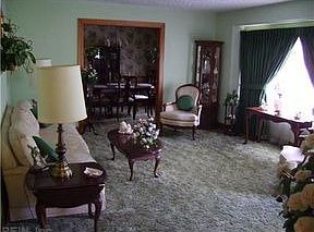 1st image of 1921 Rosemary Ln