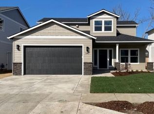 340 Willow Springs Dr, Talent, OR 97540