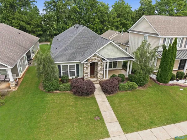 6439 Lincoln Park Pl, Huntsville, AL 35806