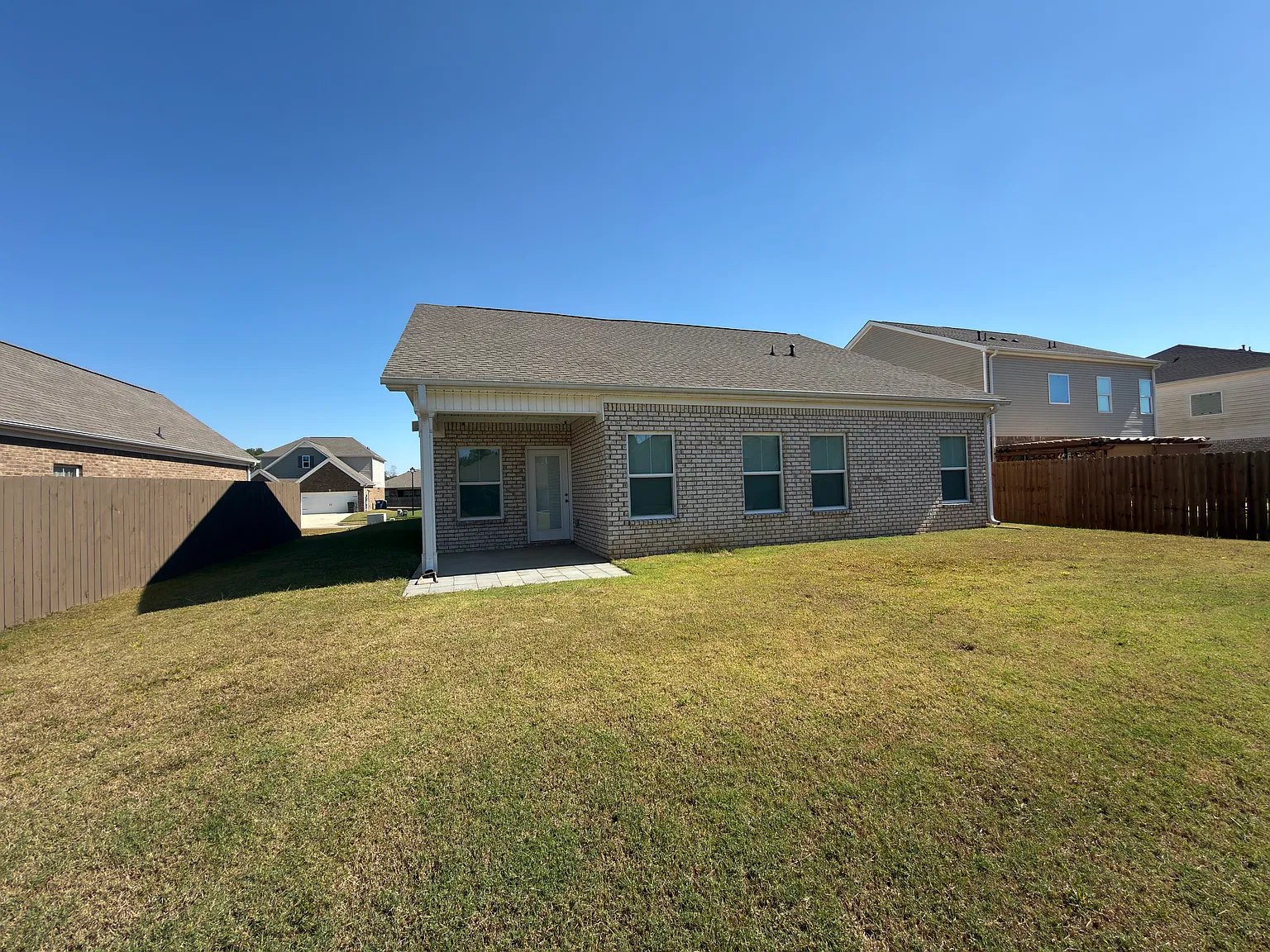 3 bed, 1740 sqft, $1,840 — Photo 2
