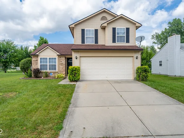 2818 Driving Wind Way, Indianapolis, IN 46268