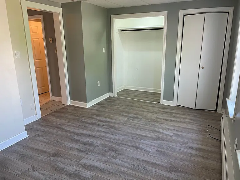 77 Hill St — Photo 5