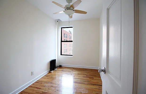 Rented by Julianna Realty Corp | media 15