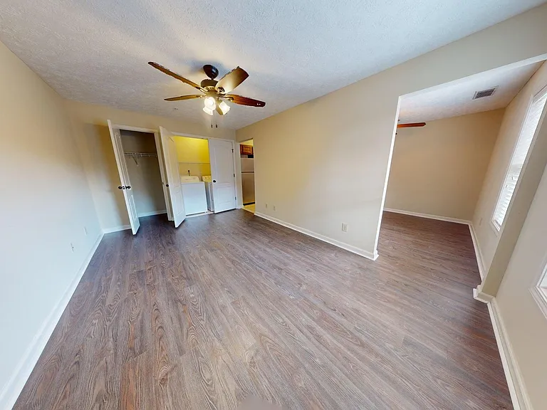 338 W Glenn Ave — Photo 8