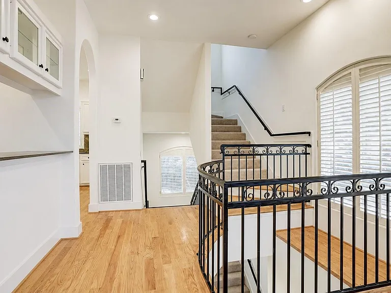 1412 Castle Ct #A — Photo 13