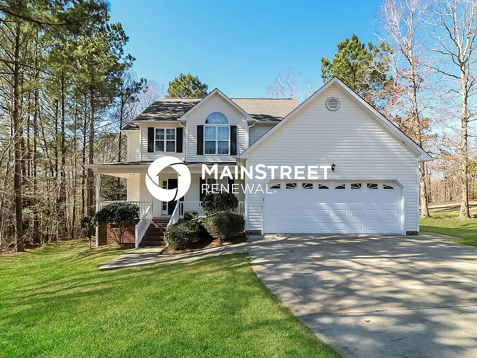 152 Falcon Pointe Ln
