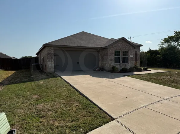 2702 Marotto Way, Seagoville, TX 75159