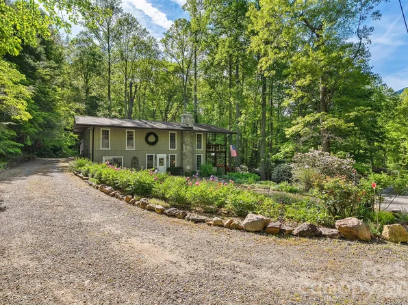 134 The Trl, Maggie Valley, NC 28751
