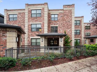 2448 NW Westover Rd UNIT 202, Portland, OR 97210