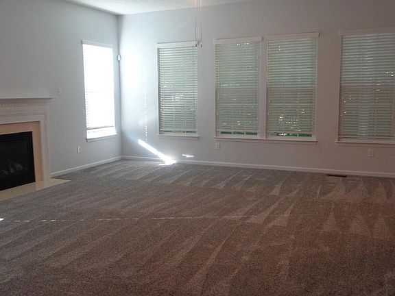 4th image of 1424 Woodbury Glen Dr
