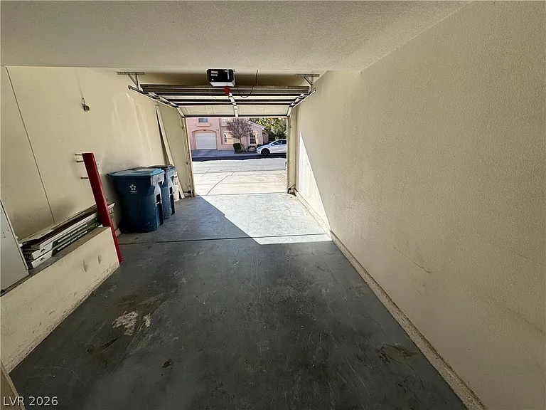 8464 Blue Island Ave — Photo 25