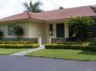 991 W Tropical Way, Plantation, FL 33317
