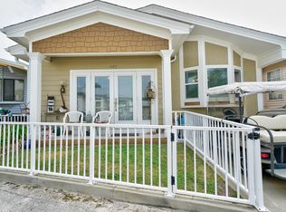 642 Octopus Ln, Panama City Beach, FL 32408