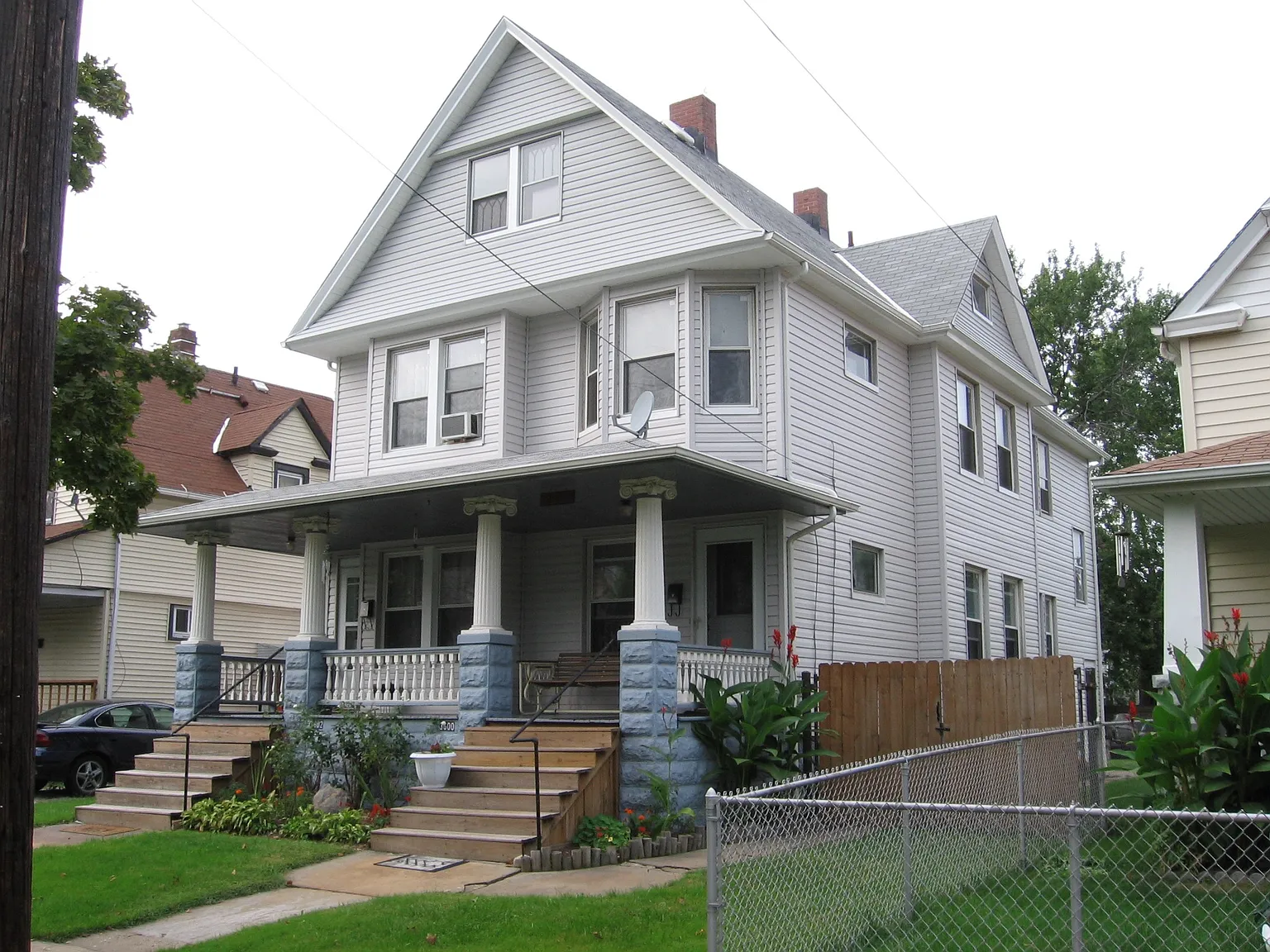 3600 Daisy Ave photo 1