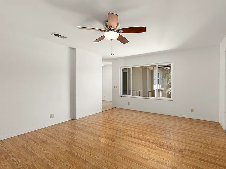 2170 Jefferson Ave — Photo 29