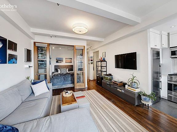 2nd image of 161 W 16th St APT 18E