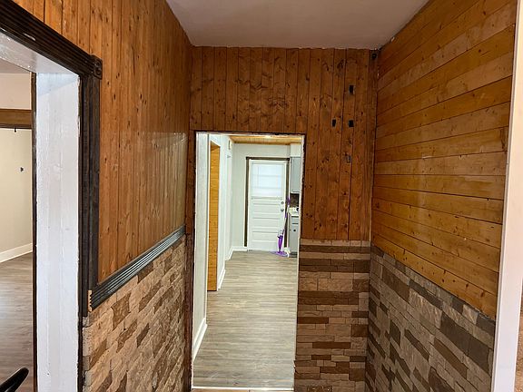 Foyer hallway