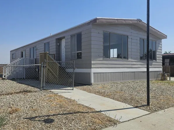 2117 Windbreak Dr #12, Rosamond, CA 93560
