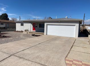 1101 Parsifal St NE, Albuquerque, NM 87112