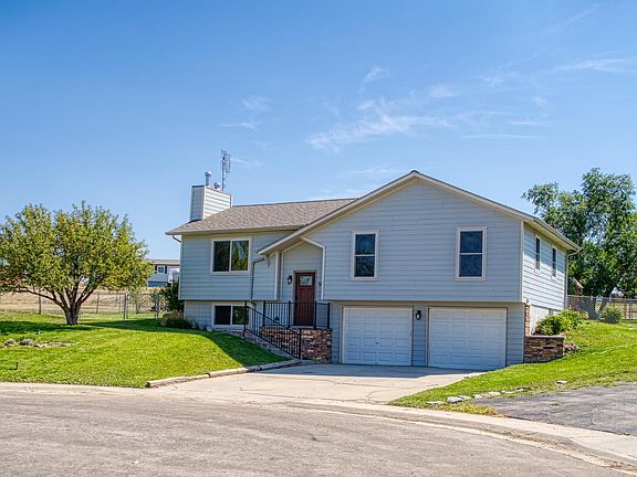 3rd image of 507 Sunrise Ct