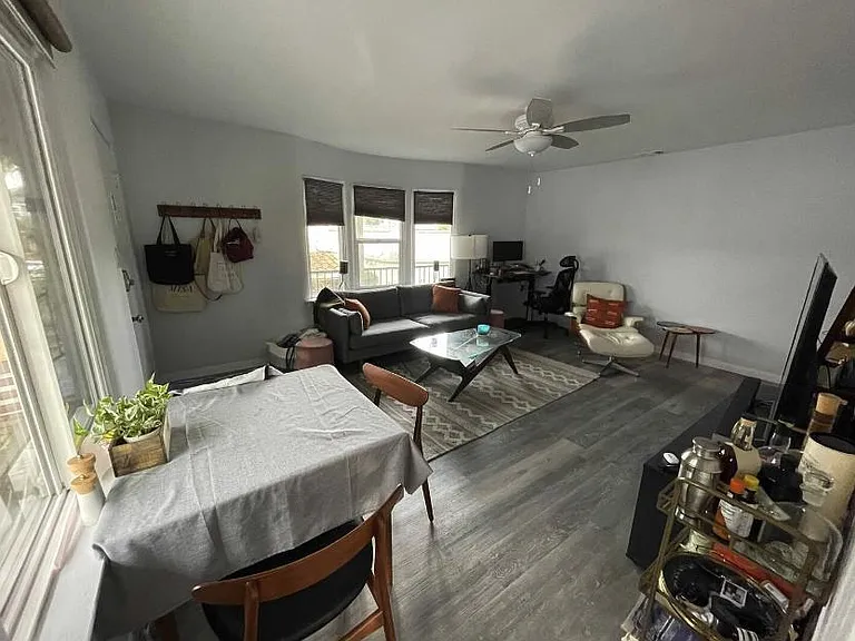 222 Roswell Ave #A — Photo 7