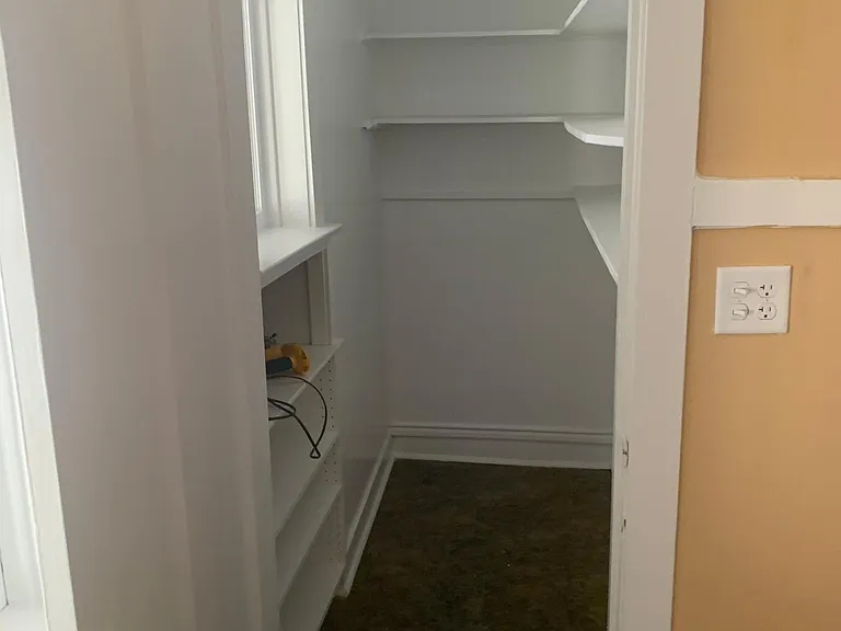 2505 W Gunnison St #1 — Photo 2