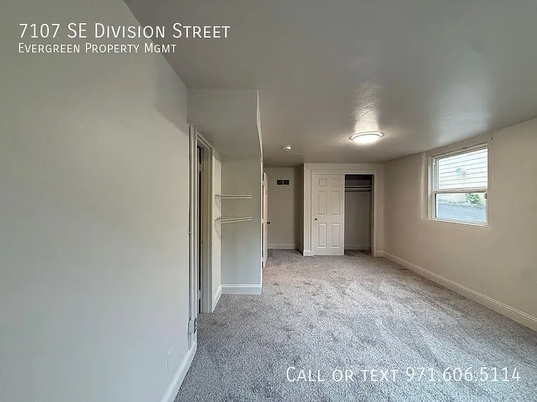 7107 SE Division St — Photo 18