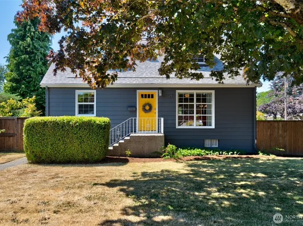3025 Ellis Street, Bellingham, WA 98225