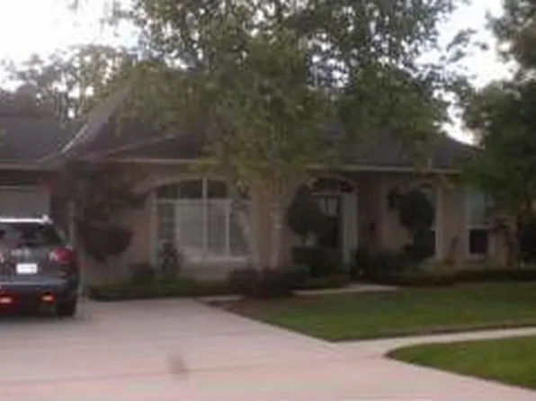 1208 Ridgelake Dr, Metairie, LA 70001