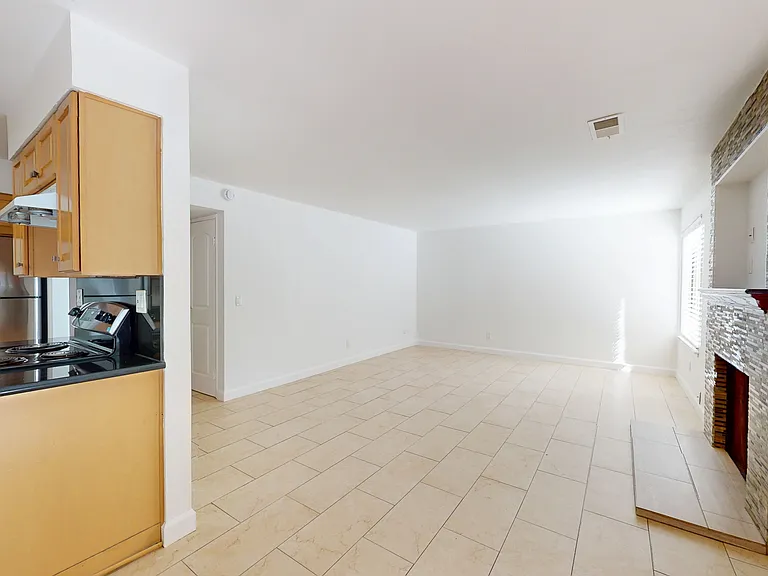 37-1 Clay Ct #37 — Photo 5