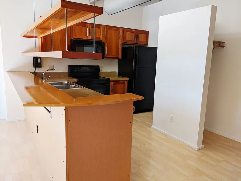 Mercury - Residential — Photo 100