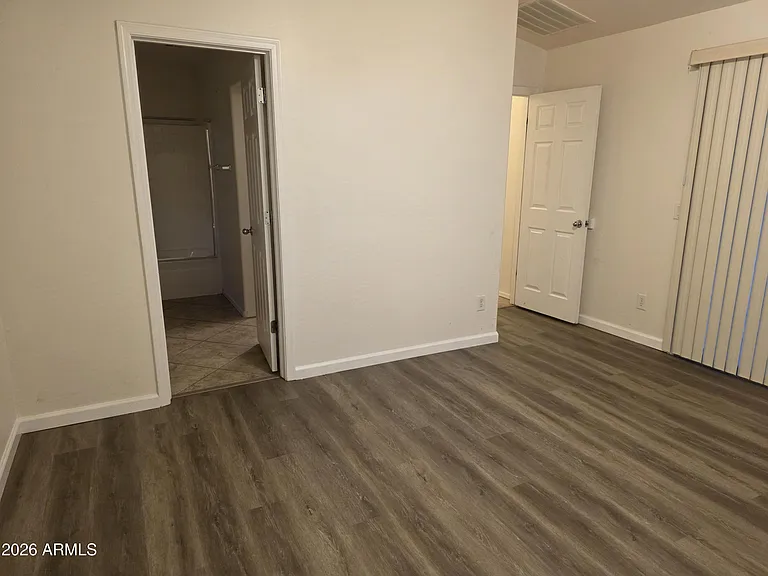 2521 W Desert Spring Way — Photo 23
