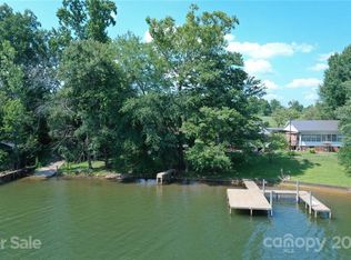 4850 Northcrest St, Claremont, NC 28610