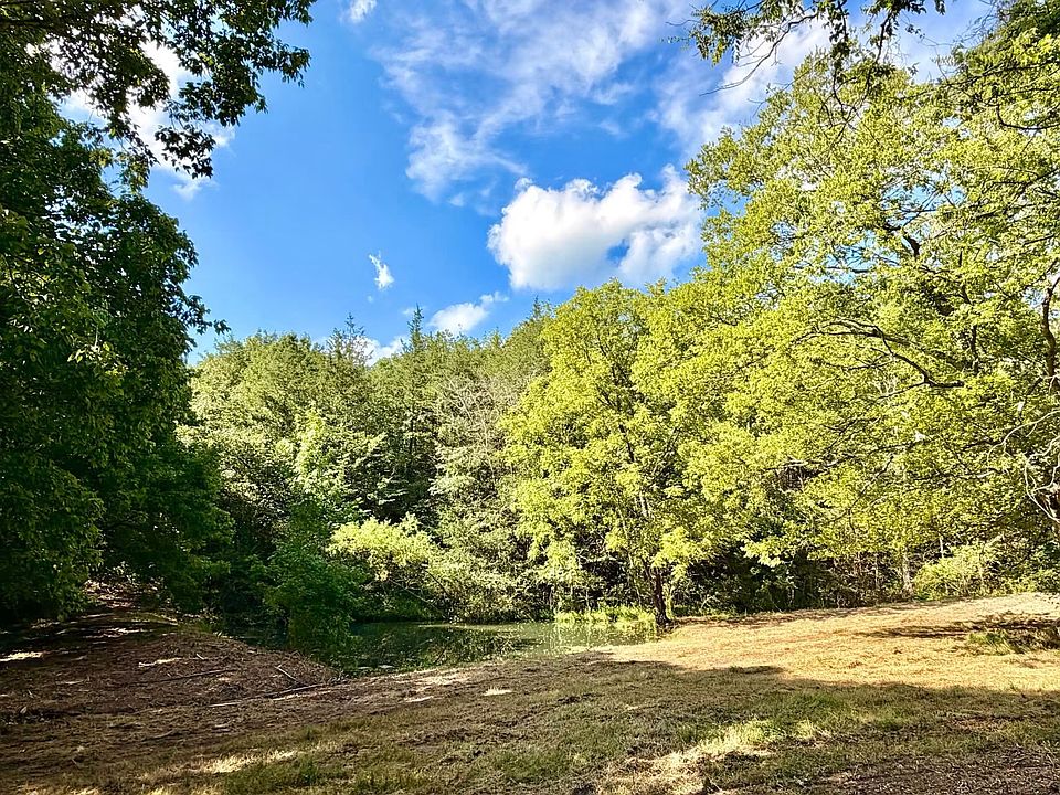 1st image of 877 Hanna Branch Rd