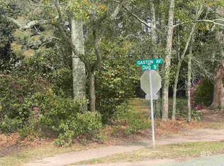 208 S Church St #11, Fairhope, AL 36532