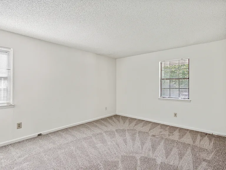 1281 Creekside Ct SE — Photo 20