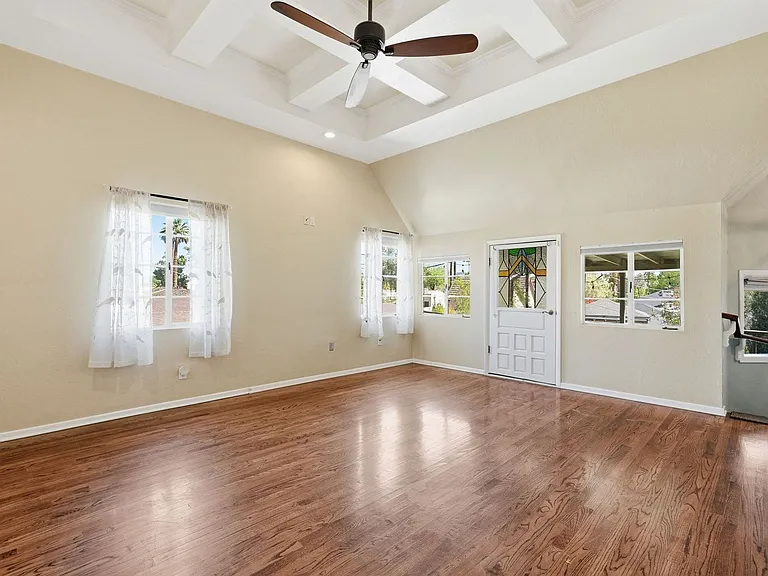 1238 W Coronado Rd — Photo 3