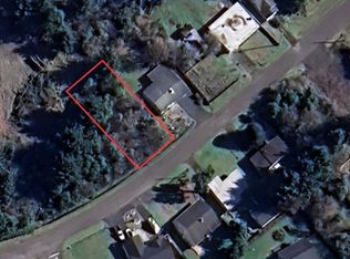 284 Mast Ave NW, Ocean Shores, WA