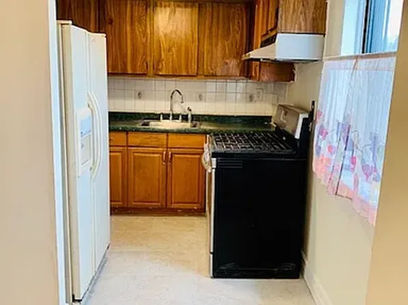 355 Wayne St, Jersey City, NJ 07302