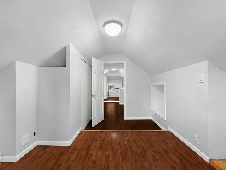 1327 Euclid Ave — Photo 20
