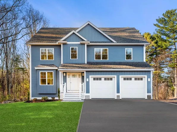 900 Livingston St, Tewksbury, MA 01876